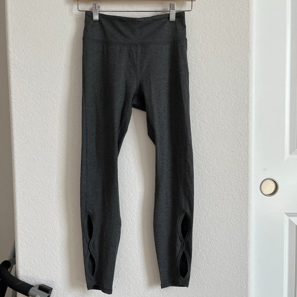 Gilly Hicks Go Leggings - Picture 2 of 5